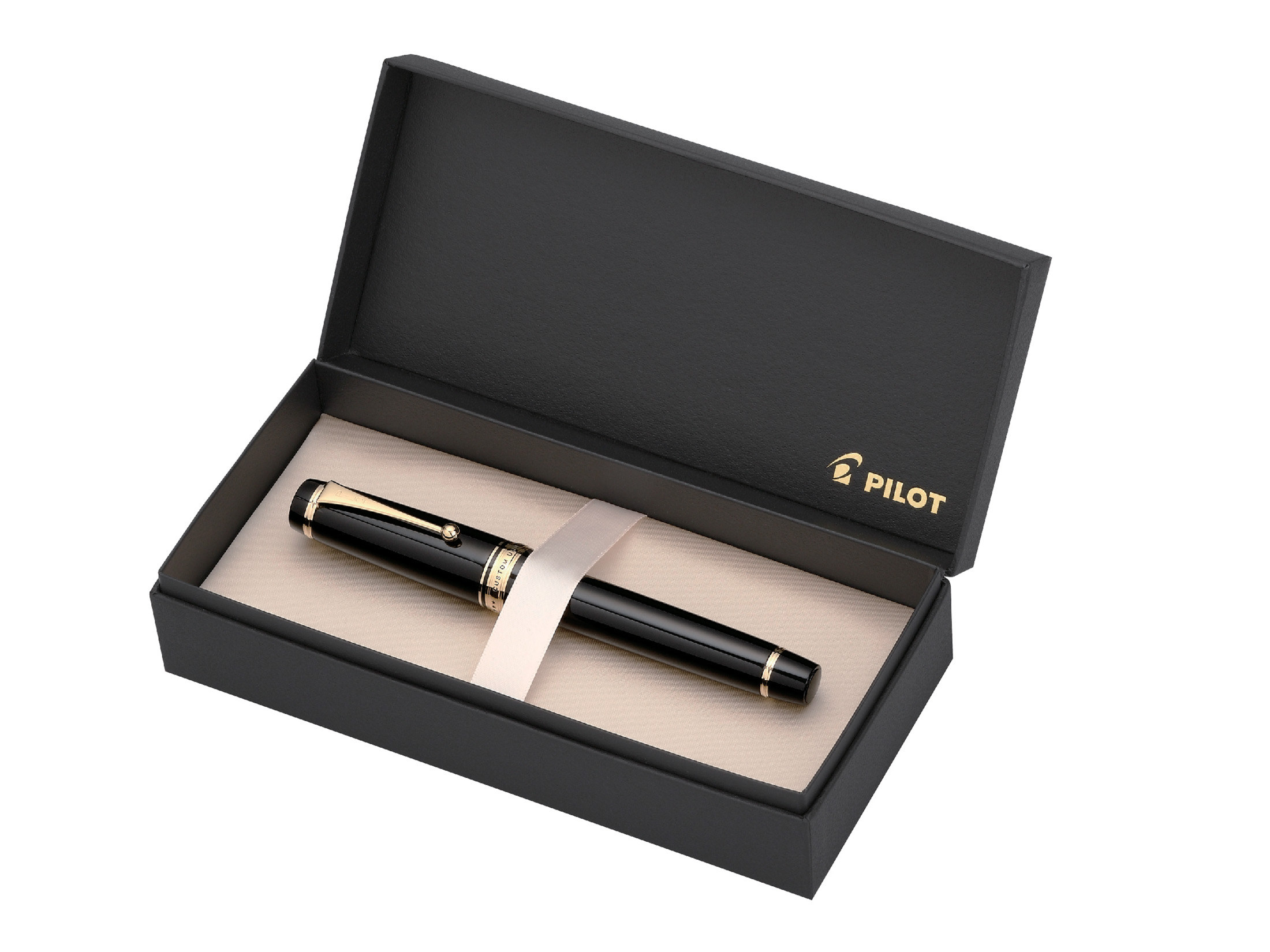 3131910519539_CUSTOMPIM_CURUSHI_family_fine_writing___MN_feature_01 Custom Urushi