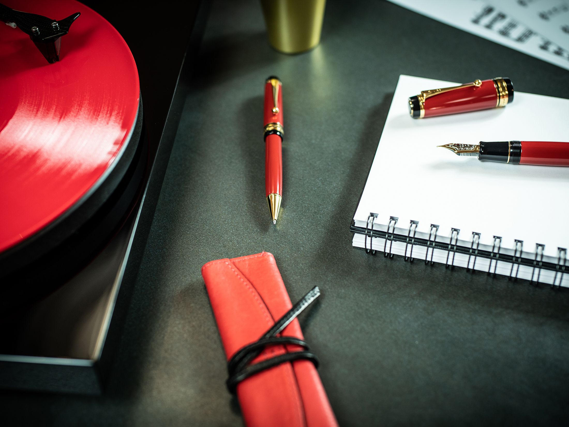 3131910531975_CUSTOMPIM_CURUSHI_family_fine_writing___FN_mood_01 Custom Urushi